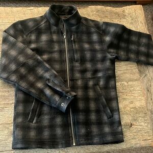 Pintlar plaid coat